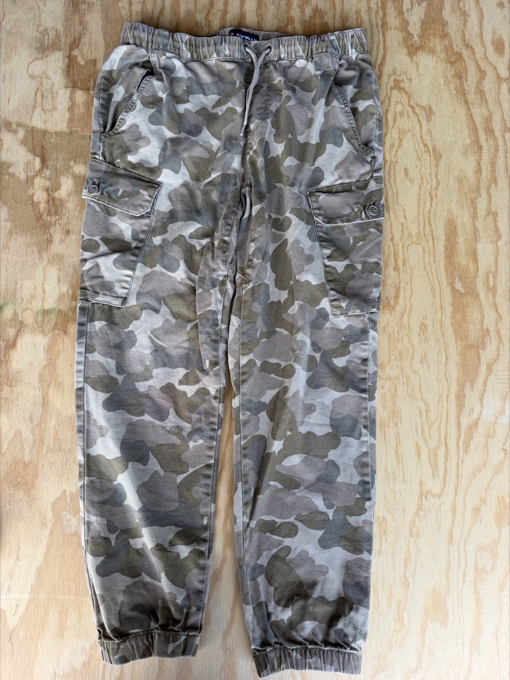Airwalk Men's Camo Cargo Jogger Pants Size Medium
